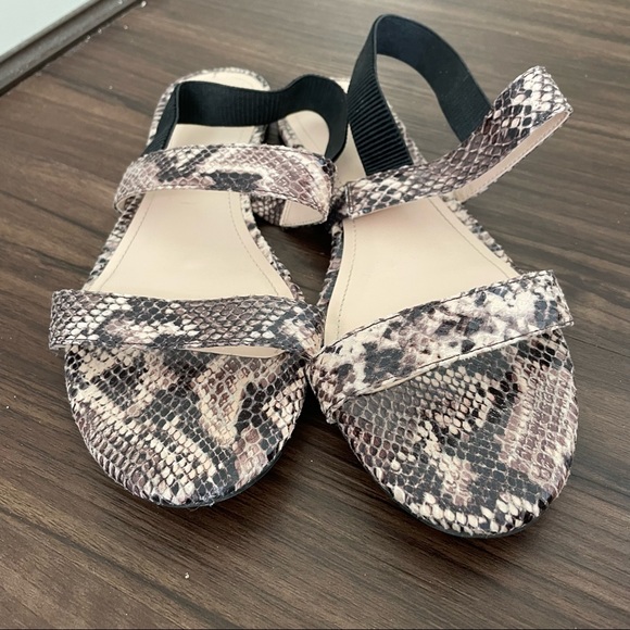 H&M Beige/snakeskin-patterned flat sandals size 8 - Picture 5 of 13